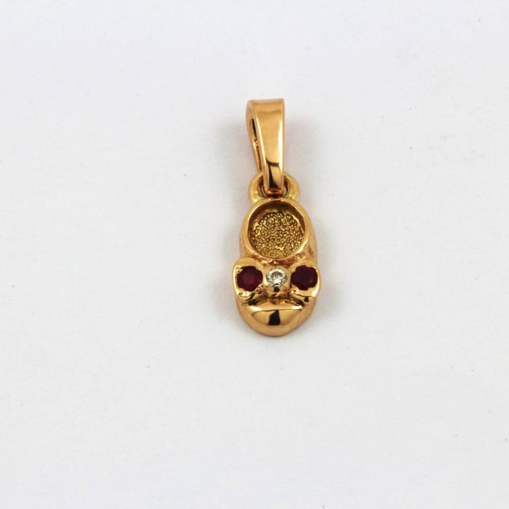 Moteriškas pakabukas batukas 2,2g