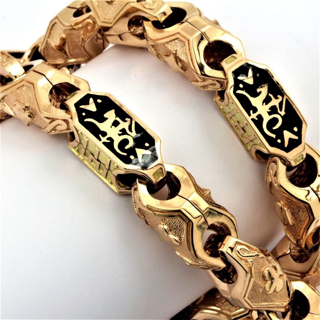 Kortos su vyčiu emale 250g