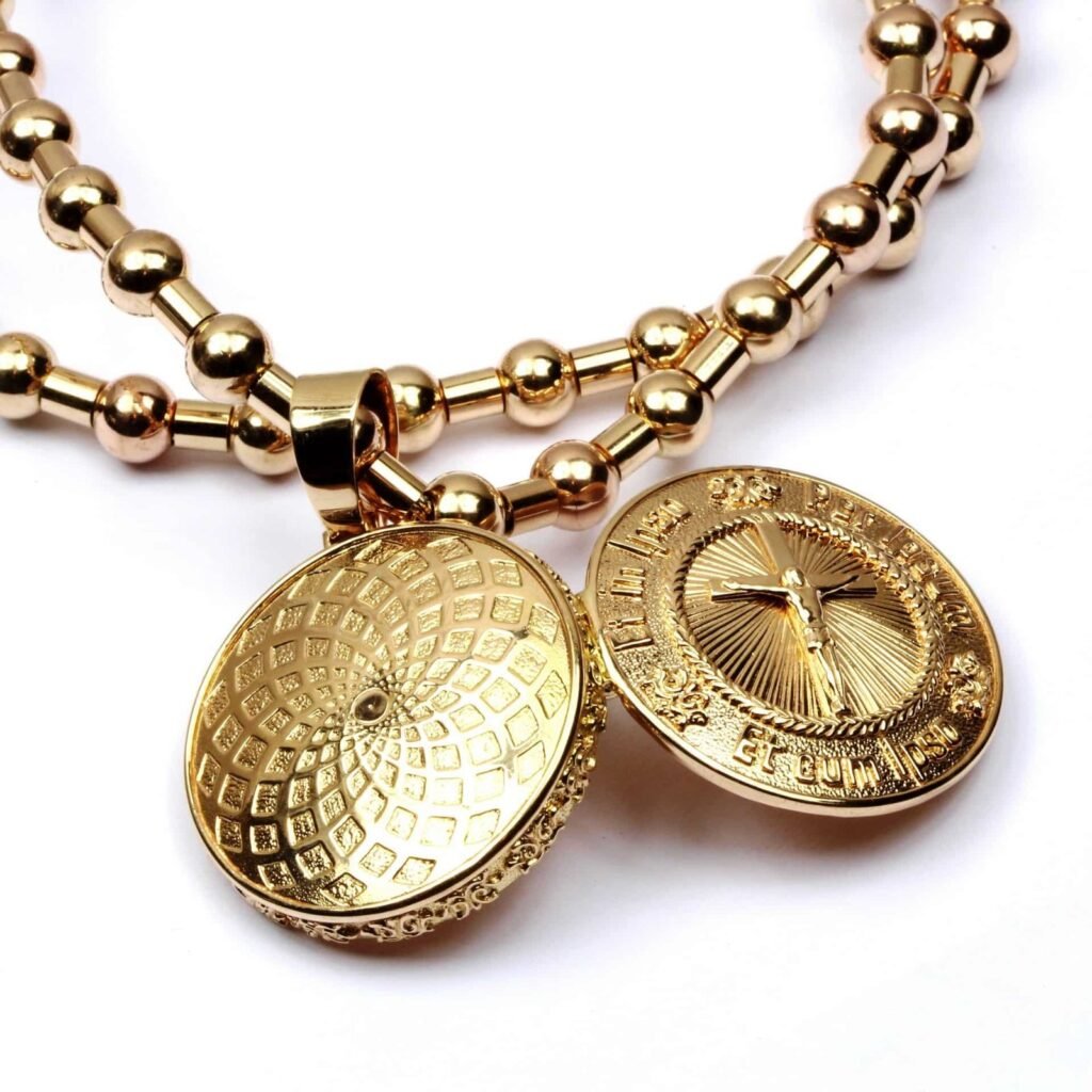 Atidaromas pakabukas 42g