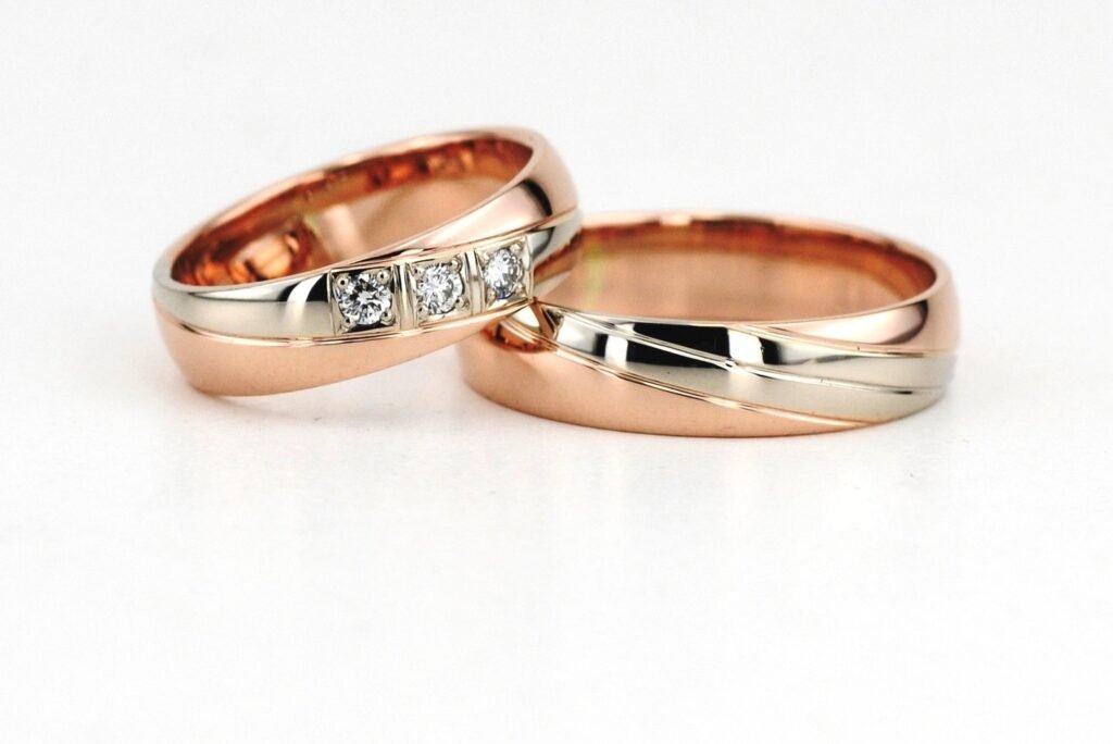 Fruges klasikinio stiliaus vestuviniai žiedai