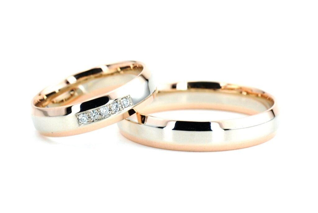 Vestuviniai žiedai helium