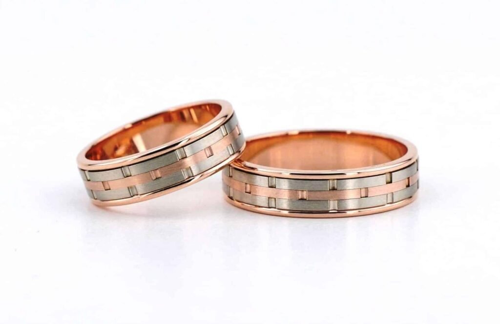 Lingua modernaus stiliaus vestuviniai žiedai