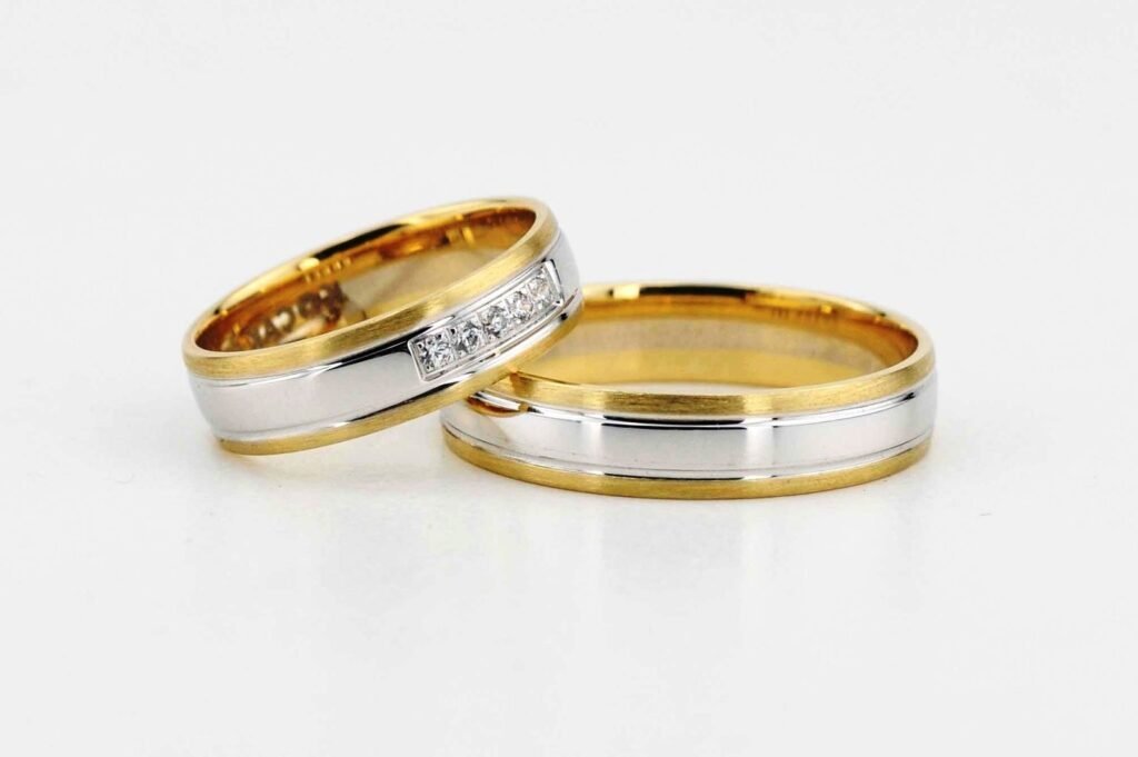 Vestuviniai žiedai monasterium