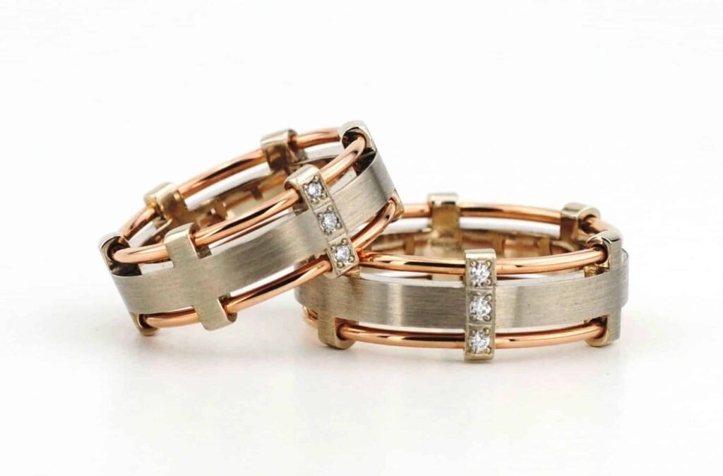 Nunc modernaus stiliaus vestuviniai žiedai