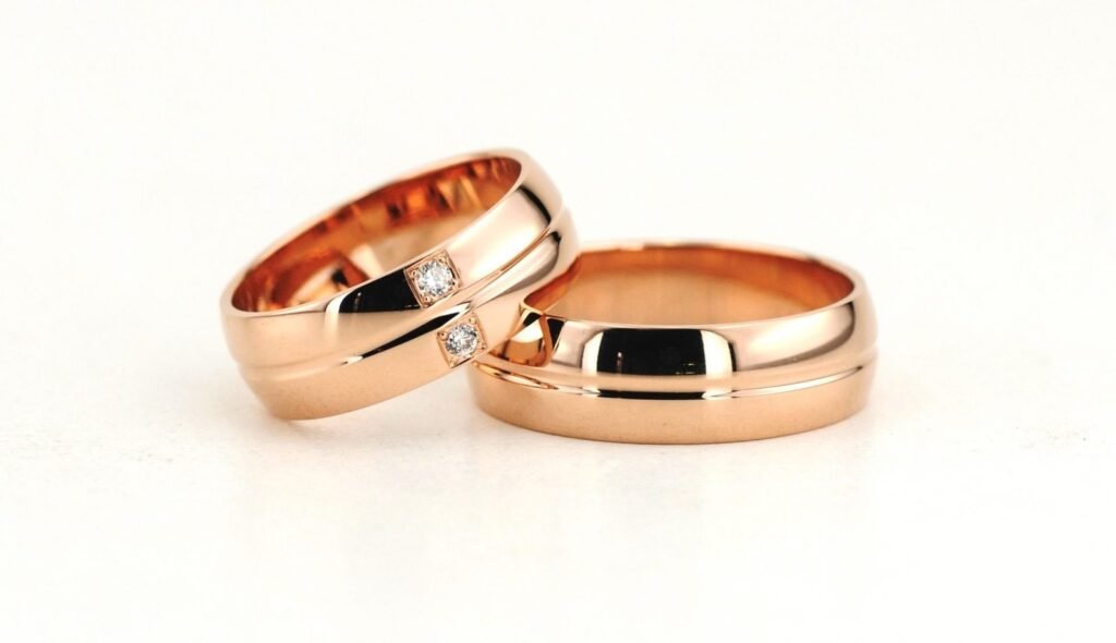 Parvus klasikinio stiliaus vestuviniai žiedai