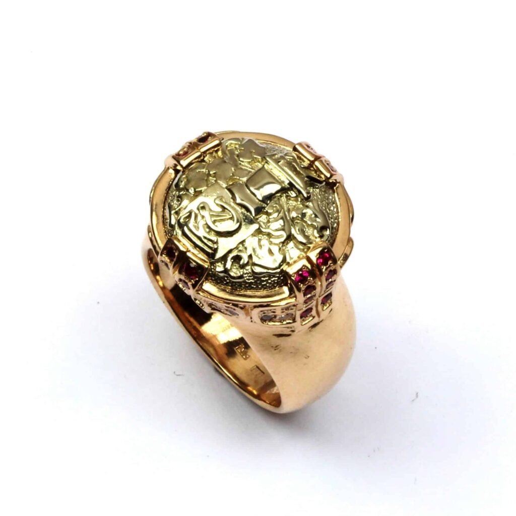 Moteriškas žiedas 4777